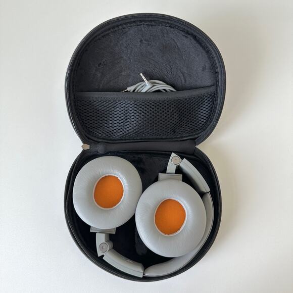 JBL Synchros S300 NBA Edition New York Knicks Headphones - Picture 13 of 13